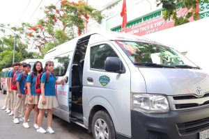 Giới thiệu dịch vụ cho thuê xe đưa đón học sinh TpHCM tận nhà Huỳnh Gia